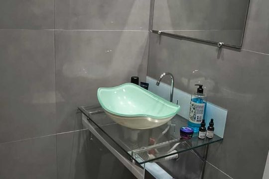Banheiro de casa para alugar com 2 quartos, 85m² em Bangu, Rio de Janeiro