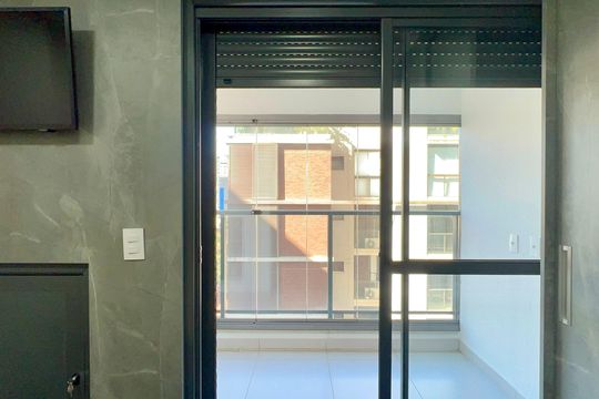 Varanda de kitnet/studio para alugar com 1 quarto, 41m² em Pinheiros, São Paulo