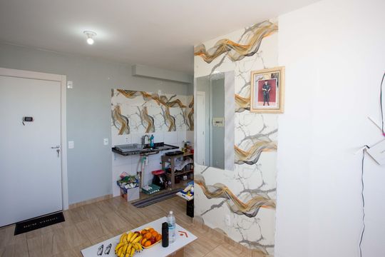 Sala de apartamento para alugar com 2 quartos, 34m² em Jardim Miriam, São Paulo