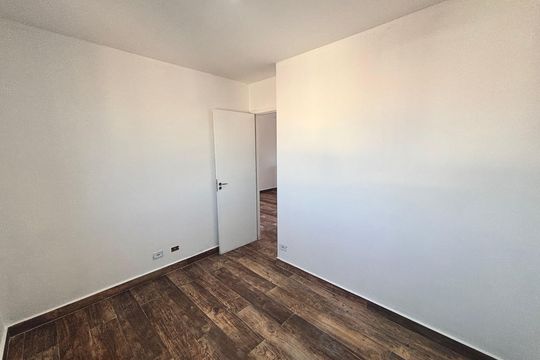 Quarto 2 de apartamento para alugar com 2 quartos, 52m² em Cidade Kemel, Ferraz de Vasconcelos