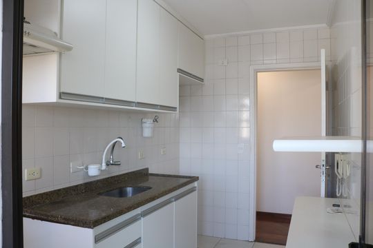 Cozinha de apartamento à venda com 2 quartos, 70m² em Perdizes, São Paulo