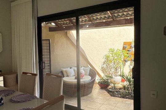 Área comum de casa para alugar com 4 quartos, 140m² em Tubalina, Uberlândia