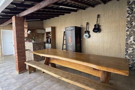 Área comum de casa para alugar com 4 quartos, 140m² em Tubalina, Uberlândia