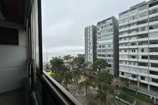 Varanda de apartamento para alugar com 4 quartos, 207m² em Centro, Florianópolis