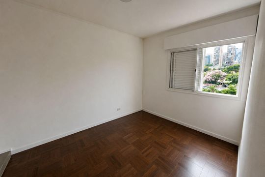 Quarto de apartamento à venda com 3 quartos, 95m² em Vila Nova Conceição, São Paulo