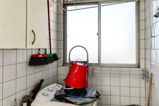 Area de serviço de apartamento para alugar com 3 quartos, 97m² em Manacás, Belo Horizonte