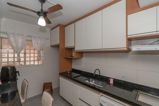 Cozinha de casa de condomínio para alugar com 2 quartos, 67m² em Jardim Morumbi (nova Veneza), Sumaré