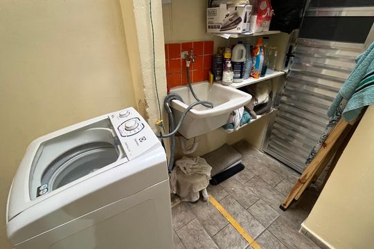 Área de serviço de kitnet/studio para alugar com 1 quarto, 30m² em Centro, Campinas