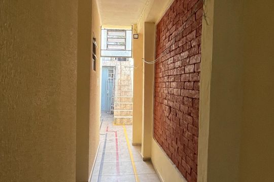 Corredor de kitnet/studio para alugar com 1 quarto, 30m² em Centro, Campinas