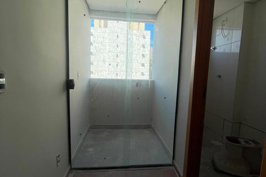 Banheiro de apartamento à venda com 1 quarto, 40m² em Barro Preto, Belo Horizonte