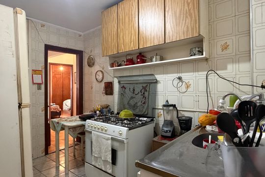 Cozinha de apartamento para alugar com 2 quartos, 97m² em Gonzaga, Santos