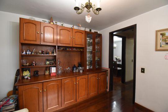 Sala 2 de casa à venda com 4 quartos, 440m² em Pilarzinho, Curitiba