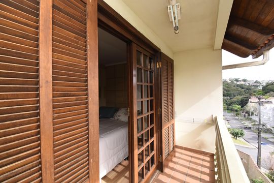Sacada da Suíte de casa à venda com 4 quartos, 440m² em Pilarzinho, Curitiba
