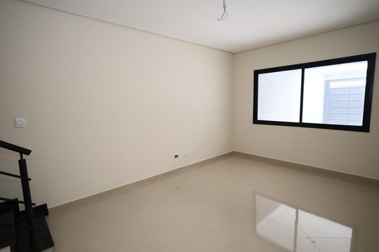 Sala de casa à venda com 3 quartos, 125m² em Veloso, Osasco