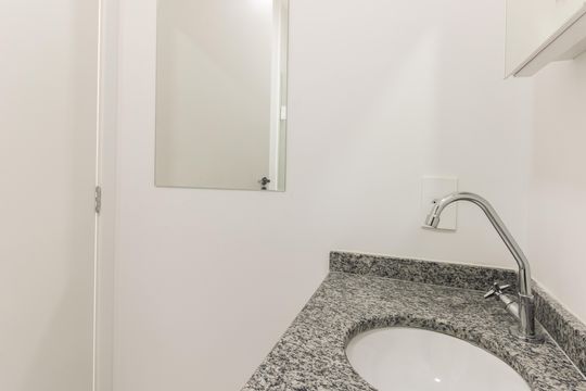 Banheiro de apartamento para alugar com 2 quartos, 42m² em Vila Matilde, São Paulo