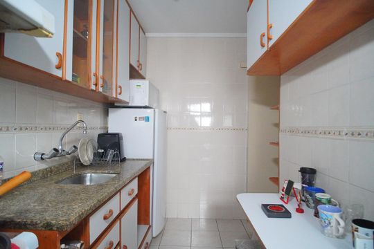 Cozinha de apartamento para alugar com 3 quartos, 70m² em Cristo Rei, São Leopoldo
