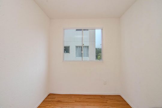 Quarto 2 de apartamento para alugar com 2 quartos, 42m² em Morro Santana, Porto Alegre