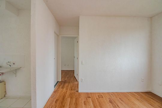Sala de apartamento para alugar com 2 quartos, 42m² em Morro Santana, Porto Alegre