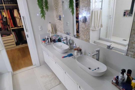 Apartamento à venda com 3 quartos, 363m² em Jardim Guanabara, Rio de Janeiro