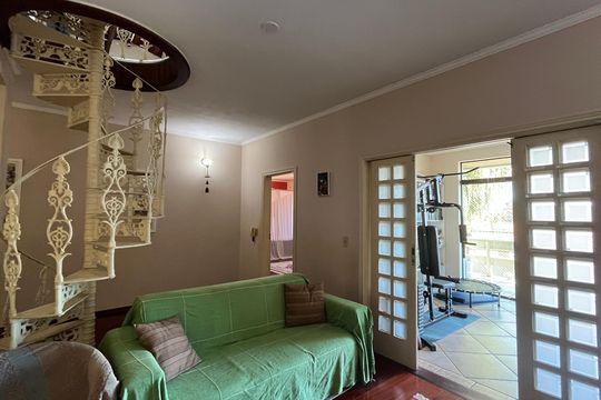 Casa à venda com 5 quartos, 382m² em Jardim Chapadão, Campinas