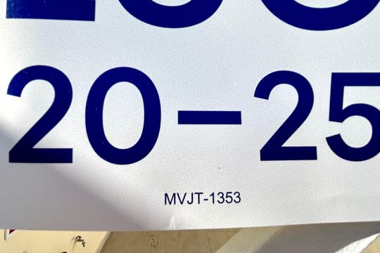 Código da placa MVJT-1353 de casa à venda com 2 quartos, 66m² em Jardim Adriana, Guarulhos