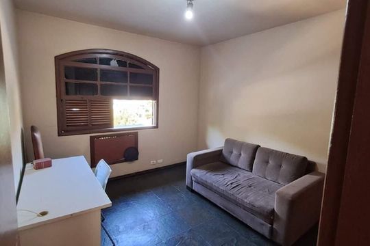 Casa à venda com 4 quartos, 450m² em Taquara, Rio de Janeiro