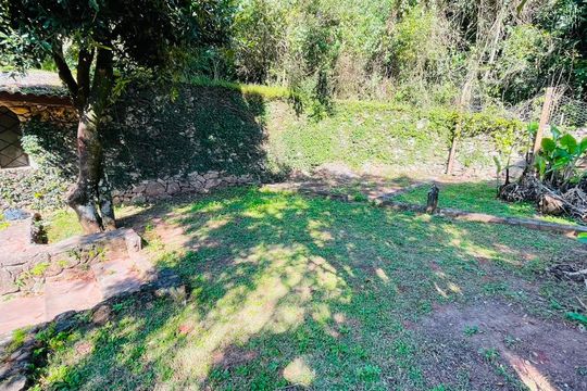 Quintal de casa de condomínio para alugar com 5 quartos, 5000m² em Vila Santo Antonio de Carapicuiba, Cotia