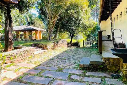 Quintal de casa de condomínio para alugar com 5 quartos, 5000m² em Vila Santo Antonio de Carapicuiba, Cotia