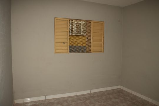 Quarto de casa para alugar com 1 quarto, 50m² em Jardim Três Marias, São Paulo