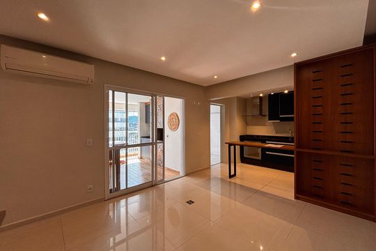Apartamento para alugar com 2 quartos, 79m² em Empresarial 18 do Forte, Barueri