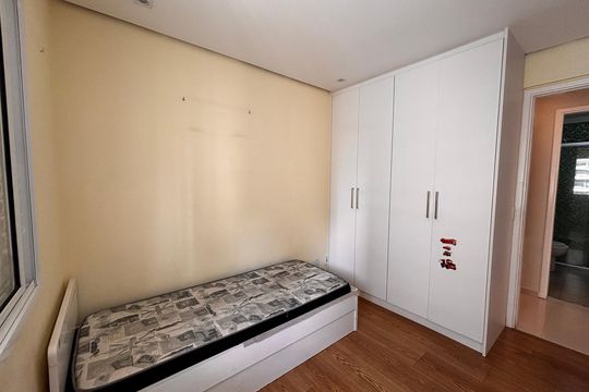 Quarto de apartamento para alugar com 2 quartos, 79m² em Empresarial 18 do Forte, Barueri