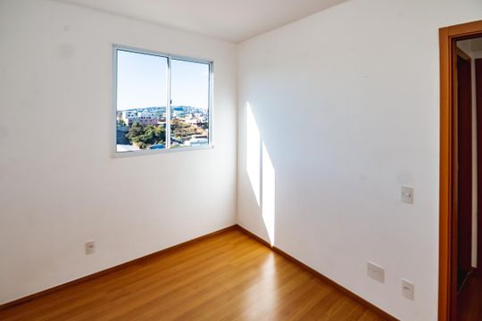 Apartamento à venda com 2 quartos, 45m² em Juliana, Belo Horizonte