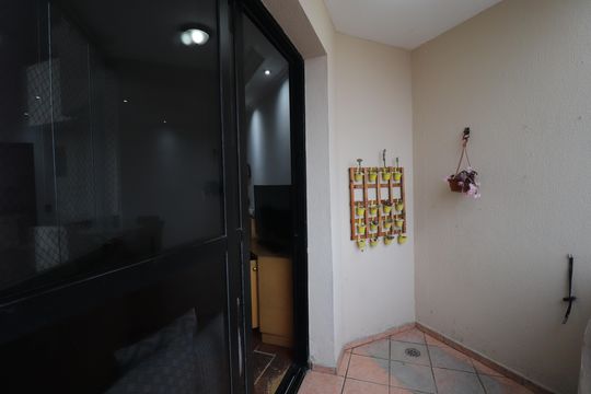 Varanda Sala de apartamento à venda com 3 quartos, 87m² em Vila Assunção, Santo André