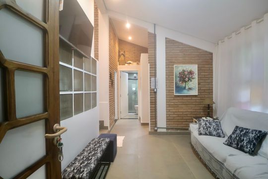 Sala de casa para alugar com 3 quartos, 105m² em Centro, Guarujá