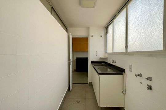 Área de Serviço de apartamento para alugar com 3 quartos, 169m² em Jardim Paulista, São Paulo