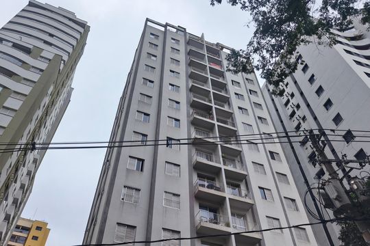Fachada de apartamento à venda com 2 quartos, 57m² em Vila Mariana, São Paulo