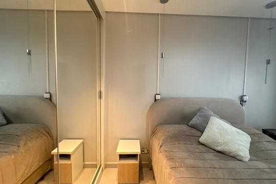 Quarto 2 de apartamento à venda com 2 quartos, 52m² em Alphaville Empresarial, Barueri