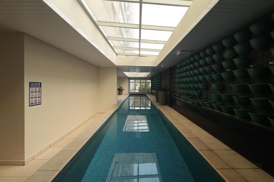 Área comum - Piscina de apartamento para alugar com 1 quarto, 28m² em Aclimação, São Paulo