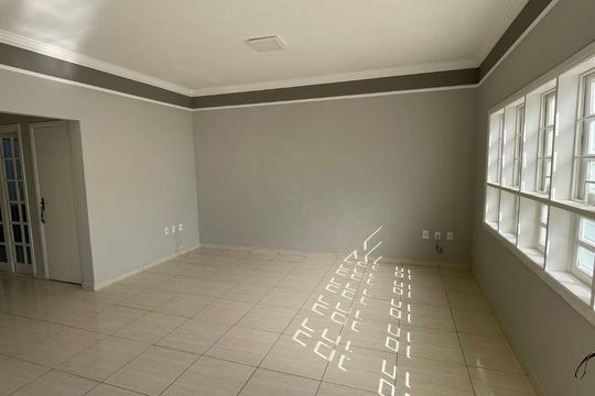 Sala de casa para alugar com 4 quartos, 260m² em Jardim Esplanada, Indaiatuba