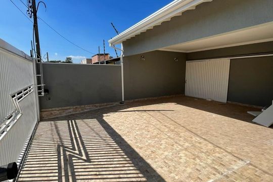 Garagem de casa para alugar com 4 quartos, 260m² em Jardim Esplanada, Indaiatuba