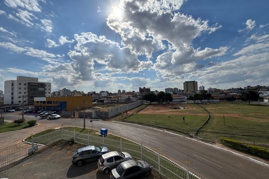 Vista de apartamento à venda com 2 quartos, 63m² em Cjto 5 Lote 1 E 2, Brasília