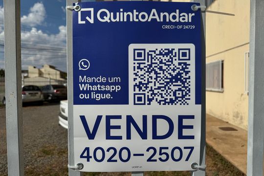 Fachada de apartamento à venda com 2 quartos, 63m² em Cjto 5 Lote 1 E 2, Brasília