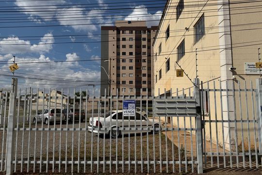 Apartamento à venda com 2 quartos, 63m² em Cjto 5 Lote 1 E 2, Brasília