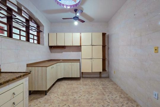 Cozinha de casa à venda com 3 quartos, 430m² em Piedade, Rio de Janeiro
