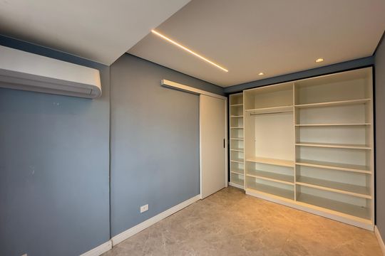 Quarto 2 de apartamento à venda com 2 quartos, 135m² em Champagnat, Curitiba