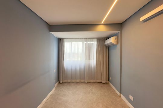 Quarto 2 de apartamento à venda com 2 quartos, 135m² em Champagnat, Curitiba