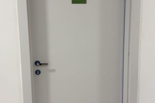 Porta de entrada de kitnet/studio para alugar com 1 quarto, 19m² em Vila Dom Pedro I, São Paulo