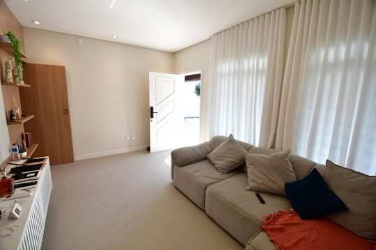 Sala de casa à venda com 3 quartos, 490m² em Parque das Universidades, Campinas