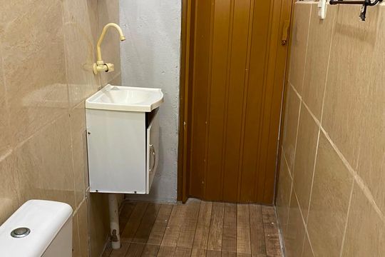 Banheiro de kitnet/studio para alugar com 1 quarto, 30m² em Anchieta, Nilópolis