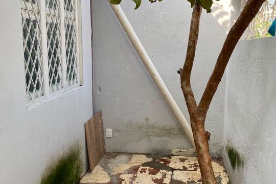 Área externa de kitnet/studio para alugar com 1 quarto, 30m² em Anchieta, Nilópolis